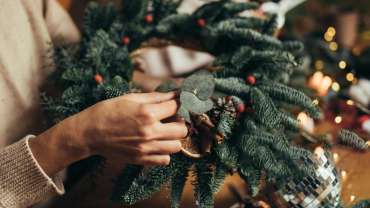wreath-making-workshop-2025